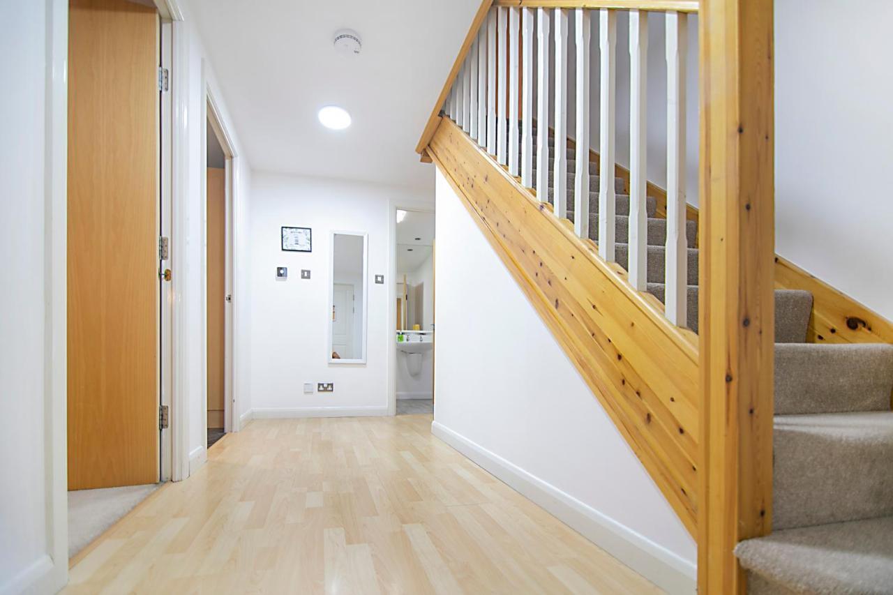 Bannermill Place Lodge ✪ Grampian Lettings Ltd アバディーン エクステリア 写真