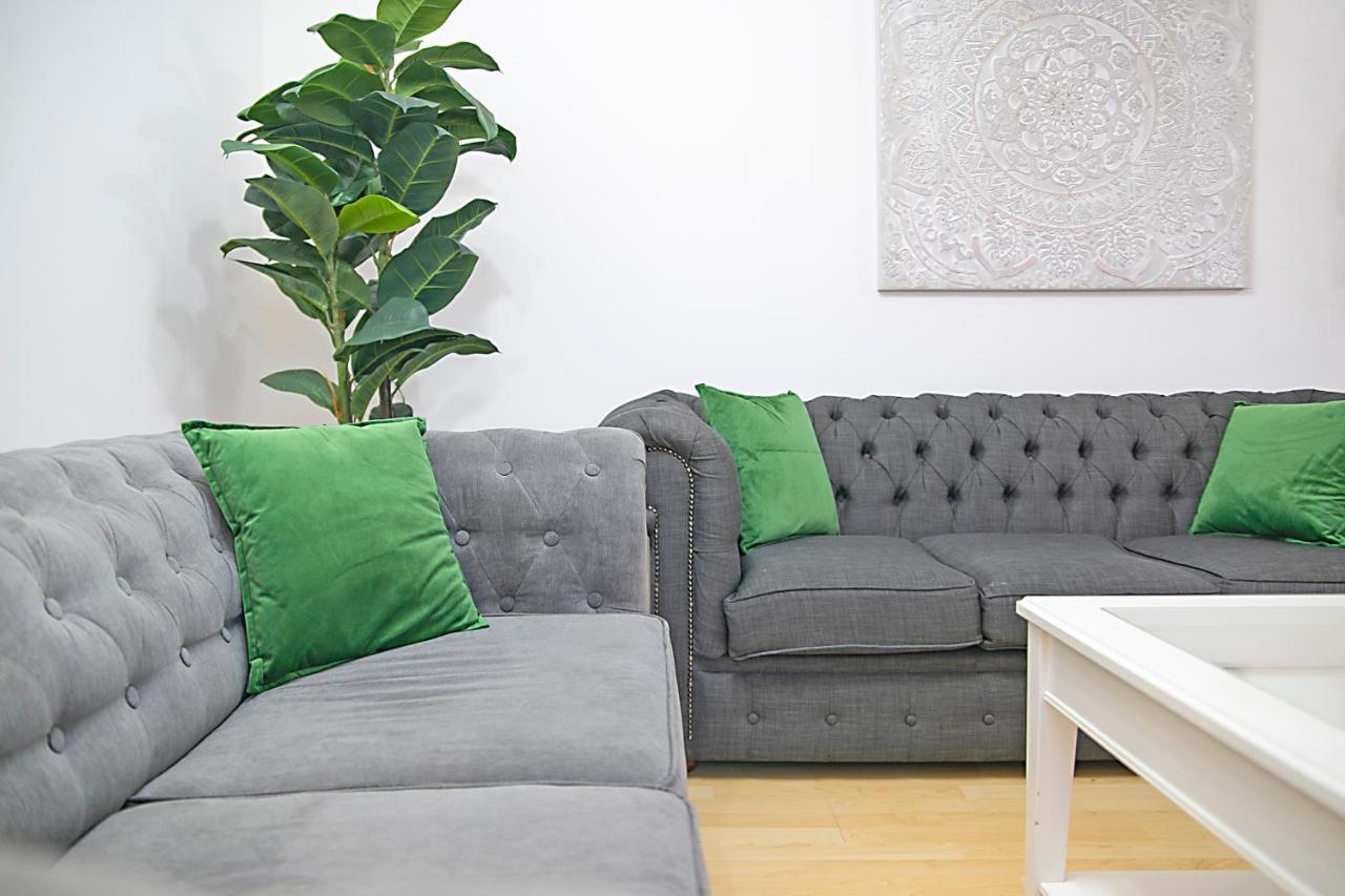 Bannermill Place Lodge ✪ Grampian Lettings Ltd アバディーン エクステリア 写真